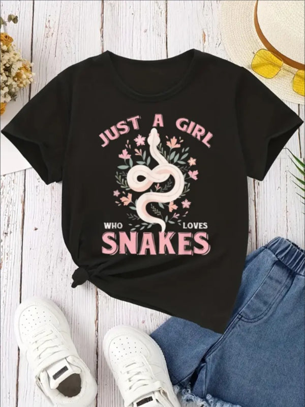 Girls Round Neck T-shirt With Just A Girl Who Likes Snakes Graffiti Knitted Four-season Fit Ideal Girls Short Sleeve Suitable For Daily Wear Printed Shirt