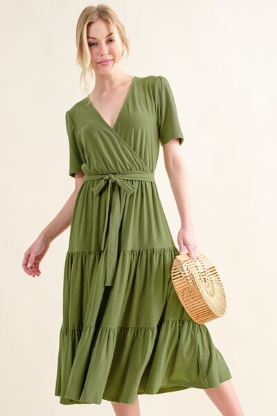 And The Why Soft Short Sleeve Tiered Midi Dress-4