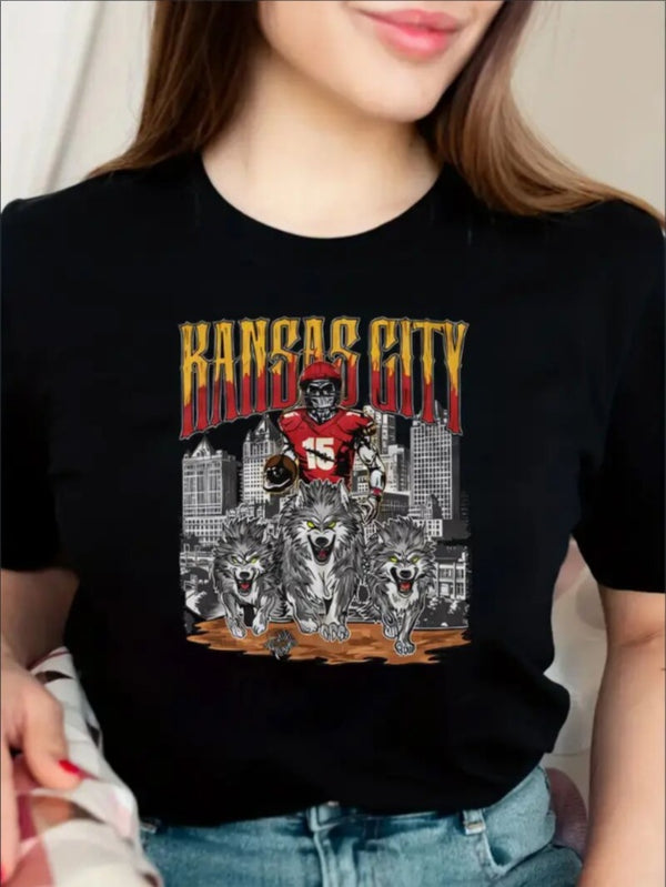 KC, Football Graphic Print T-Shirt - Crew Neck, A Comfortable Women's Short-sleeved Crew Neck T-shirt For Everyday Wear And Stylish Layering