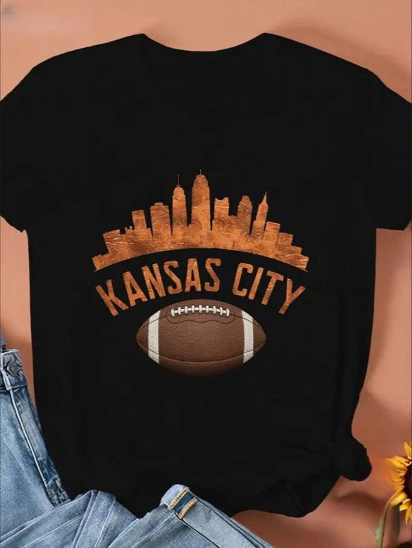 KC, Football Graphic Print T-Shirt - Crew Neck, A Comfortable Women's Short-sleeved Crew Neck T-shirt For Everyday Wear And Stylish Layering