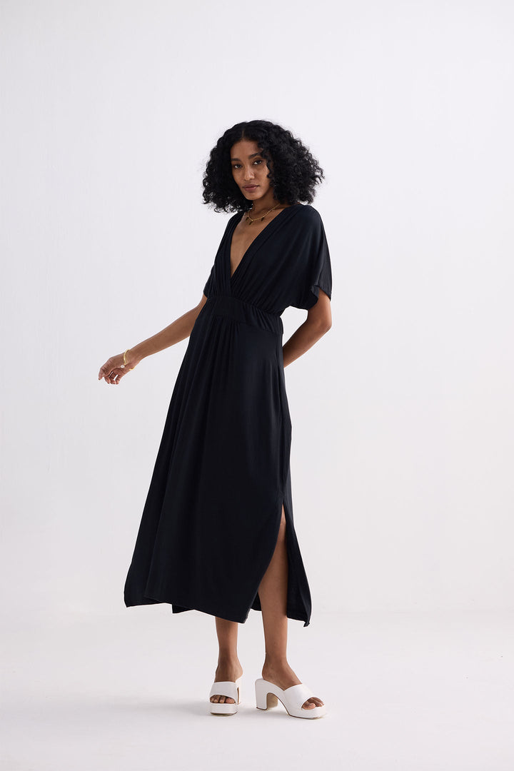 Flowy A-Line Maxi Dress with Side Slits in Black-4