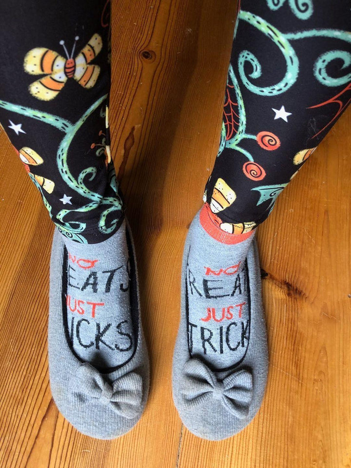 Spooky Sweet Garden (Johanna Parker Exclusive) - High-quality Handcrafted Vibrant Leggings-4