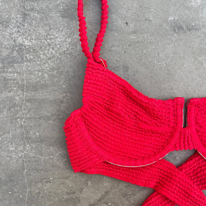 Mexican Chili Red Textured Panneled Bikini Top-2
