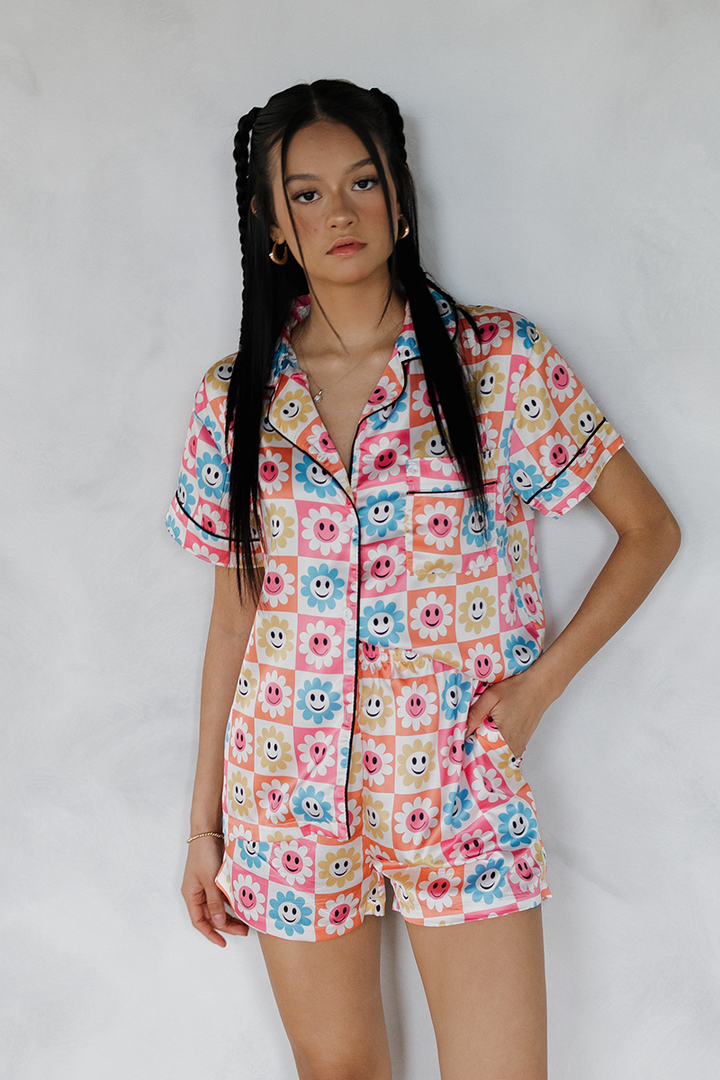 Smiley Daisy Satin Pajamas-2