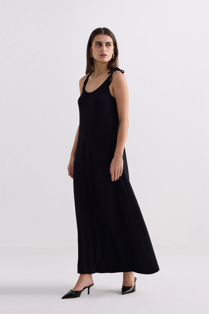 Tie-Detail Maxi Dress in Black-3