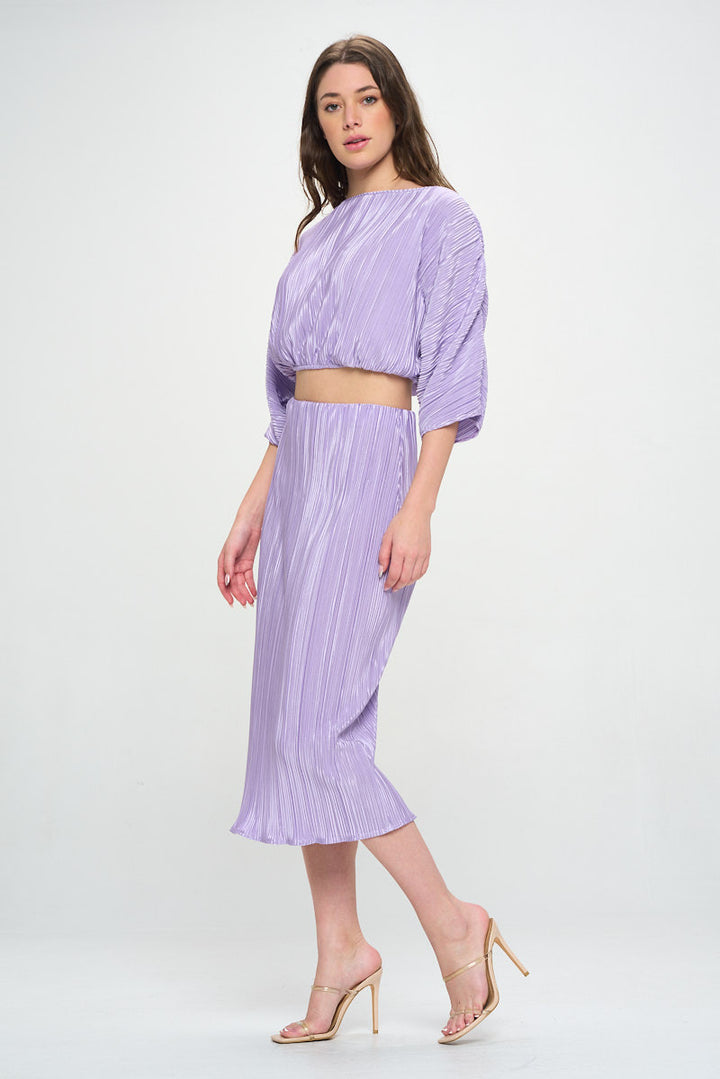 Vibrant Plisse Scoop Neck Crop Top-3