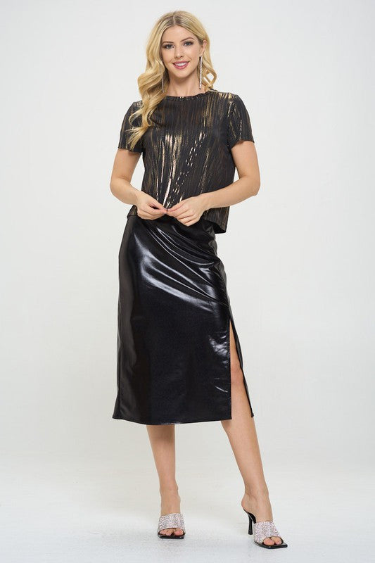 Short Sleeve Top with Gold Foil Detail-4