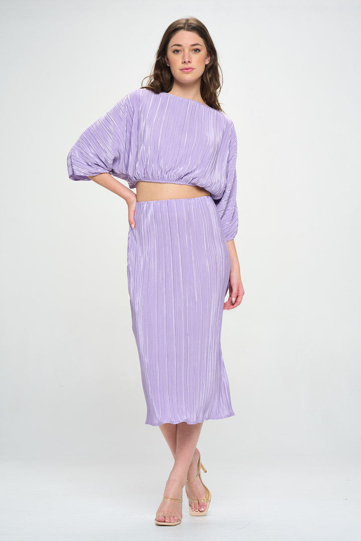 Vibrant Plisse Scoop Neck Crop Top-2