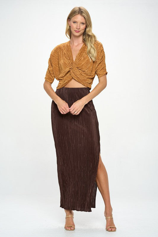 Plisse Mid Scrunched Sleeve Top with Front Twist-4