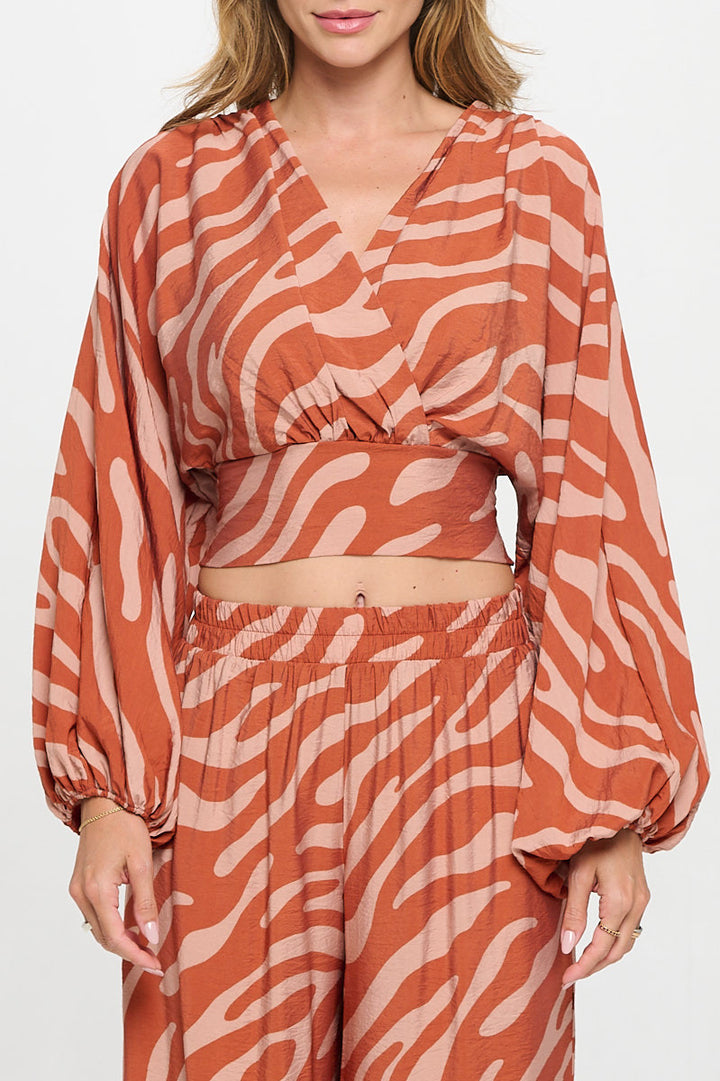 Print V neck Crop Top w Smock Detail-1