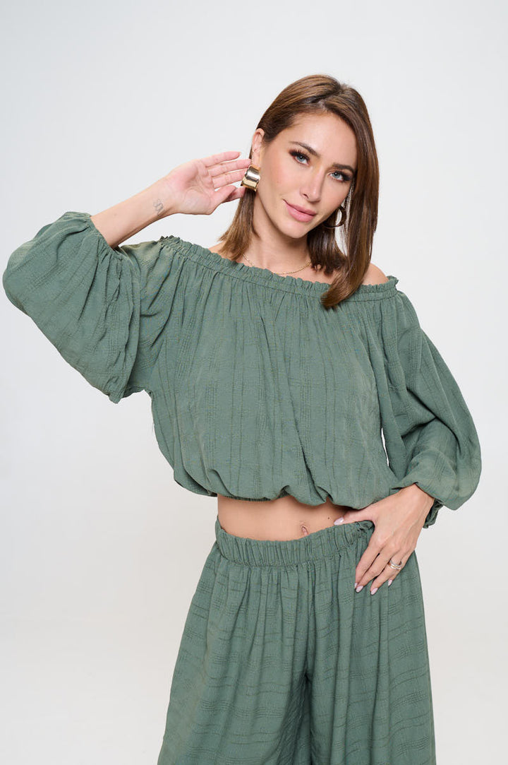 Textured Off the Shoulder Top with Balloon Sleeve-2