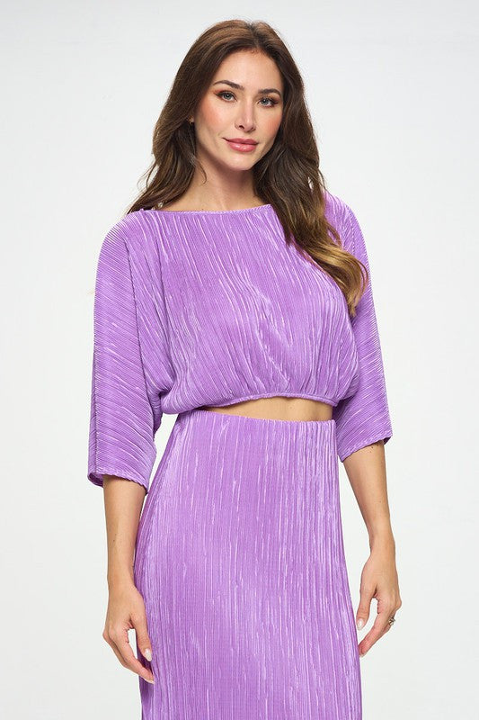 Vibrant Plisse Scoop Neck Crop Top-2