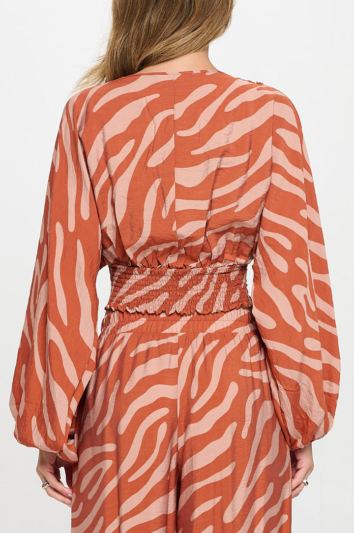 Print V neck Crop Top w Smock Detail-3