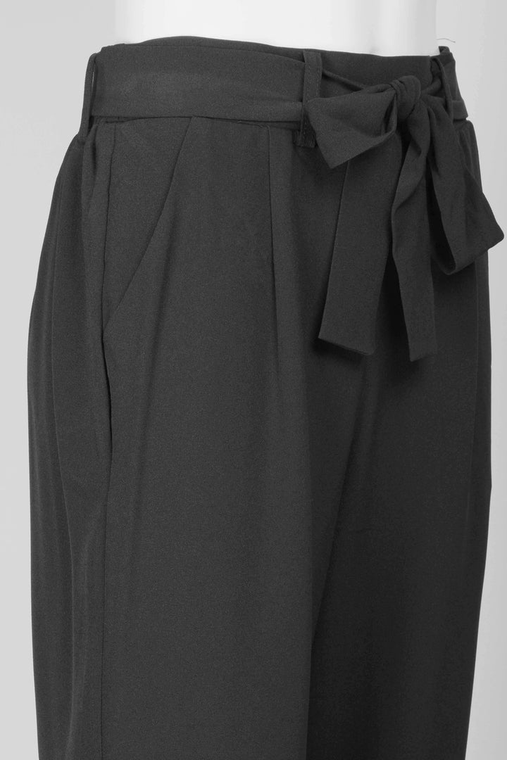 Premise Mid Waist Belt Hoop Tie Waist Pockets Solid Stretch Crepe Pants-2